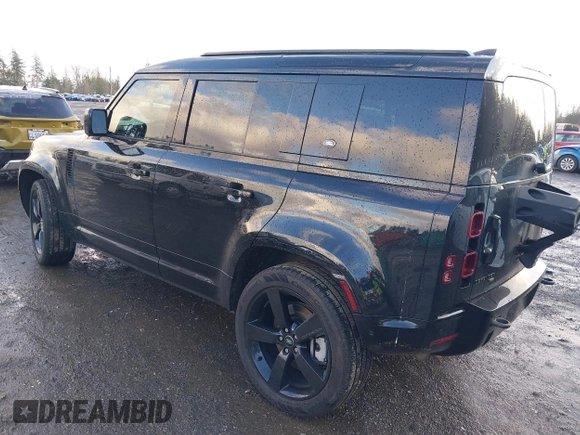 2022 Land Rover Defender X-Dynamic HSE z VIN SALE37RUXN2092086, wystawiony jako IAAI lot #41152865 z przebiegiem 17 756 mil mil oraz . Historia ofert i sprzedaży dostępna na DreamBid. Obrazek 3.