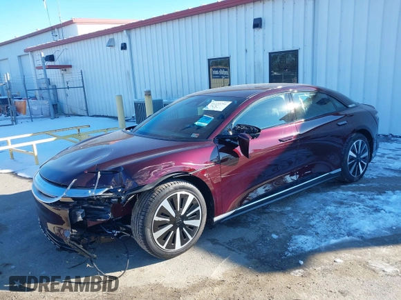 2023 Lucid Air Pure z VIN 50EA1PFA5PA006306, wystawiony jako IAAI lot #41235791 z przebiegiem 5240 mil mil oraz . Historia ofert i sprzedaży dostępna na DreamBid. Obrazek 20.
