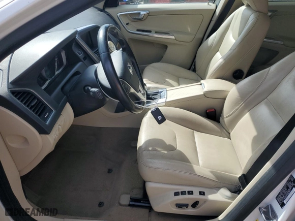 2015 Volvo XC60 T5 Drive-E Premier Plus with VIN YV440MDC4F2593059, listed as a Copart auction lot 47646775 with 166,806 mi miles and Clean Title. Bid and sale history available at carsss.com. Image 7.