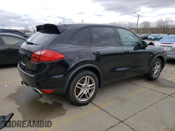 2014 Porsche Cayenne Diesel with VIN WP1AF2A24ELA34560, listed as a Copart auction lot 50152235 with 110,187 mi miles and Salvage title. Bid and sale history available at DreamBid. Image 3.