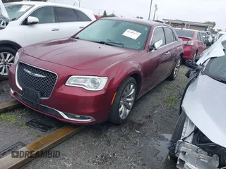 2019 Chrysler 300 Limited z VIN 2C3CCAEG9KH594736, wystawiony jako IAAI lot #41481173 z przebiegiem 80 543 mil mil oraz . Historia ofert i sprzedaży dostępna na DreamBid. Obrazek 2.