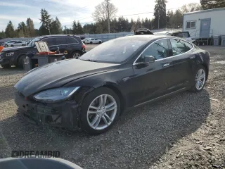 2015 Tesla Model S 85D with VIN 5YJSA1H28FFP78932, listed as a Copart auction lot 47893275 with 139,019 mi miles and Salvage Title. Bid and sale history available at carsss.com. Image 1.