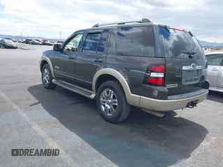 2007 Ford Explorer Eddie Bauer with VIN 1FMEU74EX7UB71748, listed as a IAAI auction lot 42139138 with 224,884 mi miles. Bid and sale history available at carsss.com. Image 3.
