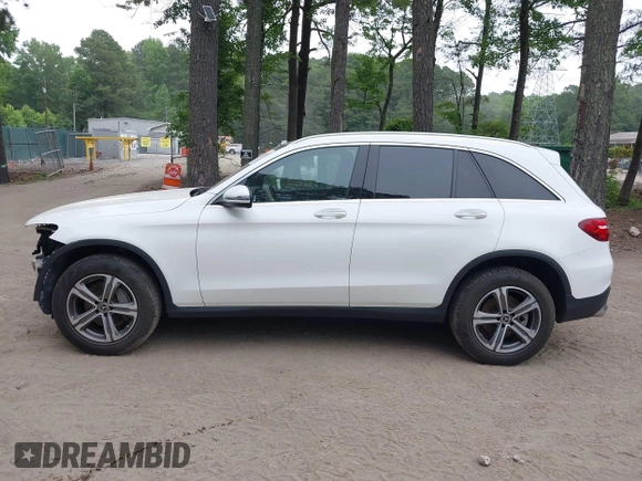 2019 Mercedes-Benz GLC 300 z VIN WDC0G4KB8KF669144, wystawiony jako IAAI lot #42216156 z przebiegiem 76 024 mil mil oraz . Historia ofert i sprzedaży dostępna na DreamBid. Obrazek 15.