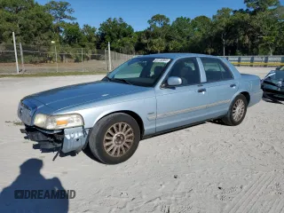 2010 Mercury Grand Marquis LS z VIN 2MEBM7FV1AX620169, wystawiony jako Copart lot #44158965 z przebiegiem 235 761 mil mil oraz Nie do naprawy. Historia ofert i sprzedaży dostępna na DreamBid. Obrazek 1.