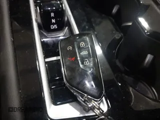 2024 Volkswagen Atlas SE with VIN 1V2HR2CA6RC534817, listed as a IAAI auction lot 41655227 with 39,214 mi miles and . Bid and sale history available at DreamBid. Image 11.
