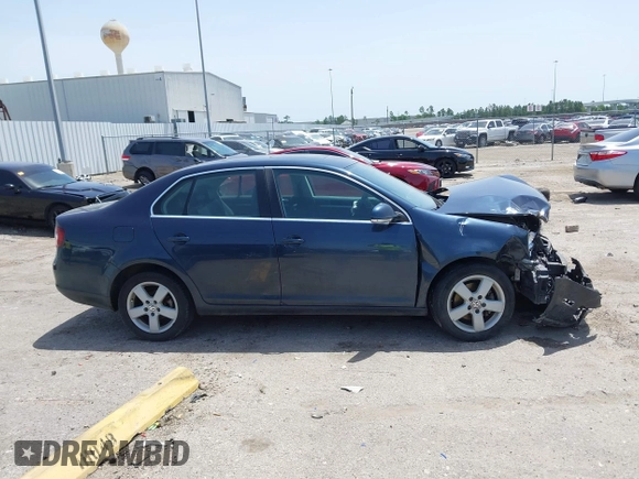 2009 Volkswagen Jetta SE с VIN 3VWRM71K39M080809, выставлен на аукционе IAAI как лот 42248542 с пробегом 71 517 миль миль и . История ставок и продаж доступна на DreamBid. Изображение 12.