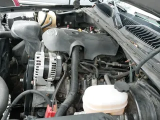 2005 Chevrolet Silverado 1500 Z71 with VIN 2GCEK13T951260405, listed as a IAAI auction lot 41545474 with 219,289 mi miles and . Bid and sale history available at DreamBid. Image 19.
