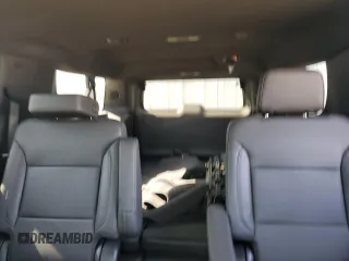 2024 Chevrolet Suburban Z71 z VIN 1GNSKDKD1RR116799, wystawiony jako Copart lot #53435185 z przebiegiem 23 697 mil mil oraz Szkoda całkowita • Salvage title. Historia ofert i sprzedaży dostępna na DreamBid. Obrazek 10.
