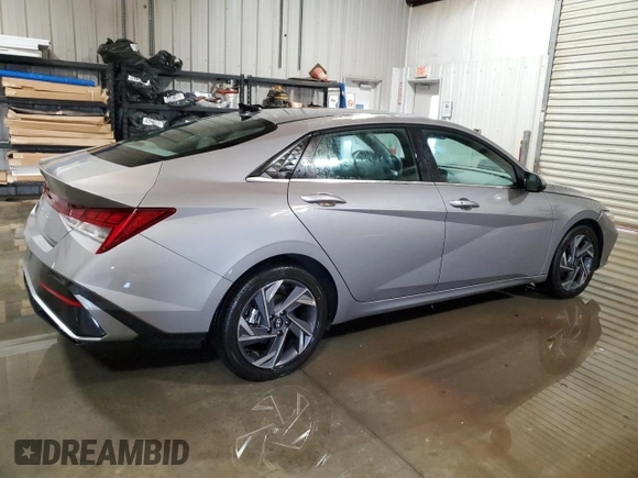 2025 Hyundai Elantra SEL Convenience z VIN KMHLS4DG9SU933618, wystawiony jako Copart lot #61218005 z przebiegiem 12 174 mil mil oraz Nie do naprawy • Non repairable. Historia ofert i sprzedaży dostępna na DreamBid. Obrazek 3.