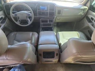 2004 GMC Yukon XL Denali with VIN 1GKFK66U44J258379, listed as a Copart auction lot 52974945 with 167,524 mi miles and Salvage Title. Bid and sale history available at carsss.com. Image 8.
