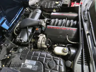 2001 Chevrolet Corvette with VIN 1G1YY22G815109465, listed as a Copart auction lot 81329954 with 105,171 mi miles and Salvage Title. Bid and sale history available at carsss.com. Image 6.