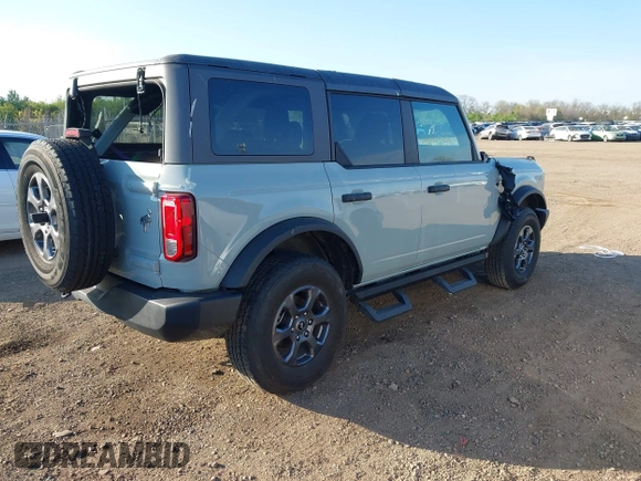 2023 Ford Bronco with VIN 1FMEE5BP3PLB54172, listed as a IAAI auction lot 42092197 with 30,167 mi miles and . Bid and sale history available at DreamBid. Image 4.