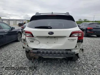 2017 Subaru Outback Premium with VIN 4S4BSADCXH3417774, listed as a Copart auction lot 57786545 with 101,716 mi miles and Salvage title. Bid and sale history available at DreamBid. Image 6.