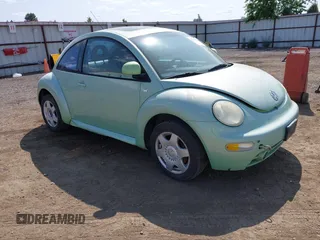 2000 Volkswagen Beetle GLX с VIN 3VWDD21C1YM494336, выставлен на аукционе IAAI как лот 42504022 с пробегом 162 636 миль миль и . История ставок и продаж доступна на DreamBid. Изображение 1.