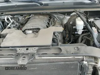 2016 Chevrolet Tahoe LTZ z VIN 1GNSCCKC6GR246329, wystawiony jako IAAI lot #43210176 z przebiegiem 66 469 mil mil oraz . Historia ofert i sprzedaży dostępna na DreamBid. Obrazek 16.