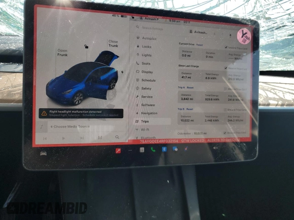 2024 Tesla Model Y Long Range with VIN 7SAYGDEE4RF032154, listed as a Copart auction lot 61973635 with 10,022 mi miles and Salvage title. Bid and sale history available at DreamBid. Image 9.