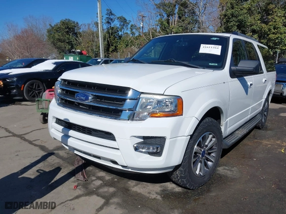 2017 Ford Expedition EL XLT with VIN 1FMJK1HTXHEA19958, listed as a IAAI auction lot 41611264 with 147,634 mi miles. Bid and sale history available at carsss.com. Image 16.
