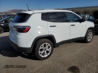 2025 Jeep Compass Sport with VIN 3C4NJDAN9ST508851, listed as a Copart auction lot 50844045 with 3,013 mi miles and Salvage title. Bid and sale history available at DreamBid. Image 3.