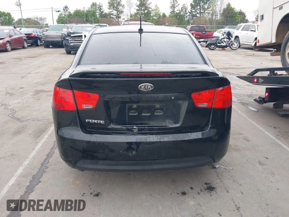 2012 Kia Forte LX with VIN KNAFT4A22C5589131, listed as a IAAI auction lot 41942152 with 257,548 mi miles. Bid and sale history available at carsss.com. Image 6.