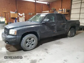 2006 Dodge Dakota SLT with VIN 1D7HW48NX6S650689, listed as a Copart auction lot 47949525 with 160,743 mi miles and Clean Title. Bid and sale history available at carsss.com. Image 1.