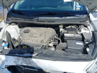 2017 Hyundai Accent SE with VIN KMHCT5AE4HU315623, listed as a IAAI auction lot 41813017 with 111,595 mi miles. Bid and sale history available at carsss.com. Image 10.