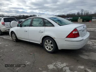 2006 Ford Five Hundred SE with VIN 1FAFP23176G177852, listed as a Copart auction lot 82514684 with 235,599 mi miles and Salvage Title. Bid and sale history available at carsss.com. Image 2.