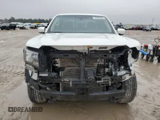2023 Nissan Frontier SV with VIN 1N6ED1FK8PN605547, listed as a Copart auction lot 43208425 with 29,797 mi miles and Salvage Title. Bid and sale history available at carsss.com. Image 5.