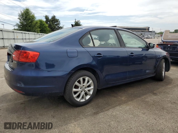 2011 Volkswagen Jetta SE with VIN 3VWDX7AJ8BM322833, listed as a Copart auction lot 56546615 with 140,808 mi miles and Salvage title. Bid and sale history available at DreamBid. Image 3.