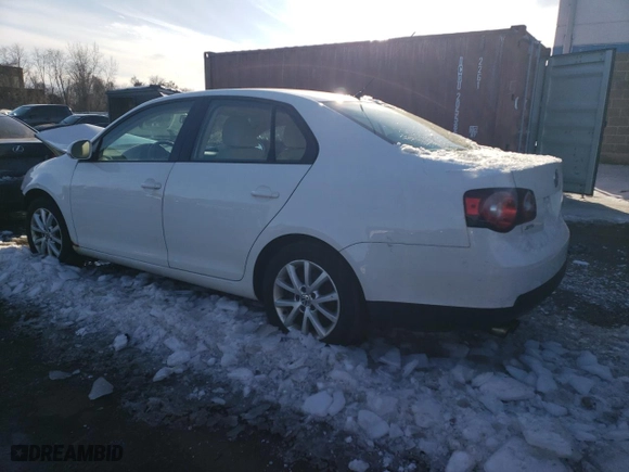 2010 Volkswagen Jetta Sedan Limited with VIN 3VWAX7AJ3AM074895, listed as a Copart auction lot 43056055 with 137,524 mi miles and Salvage Title. Bid and sale history available at carsss.com. Image 2.