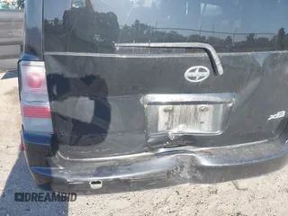2006 Scion xB with VIN JTLKT324664045337, listed as a IAAI auction lot 42055933 with 198,469 mi miles. Bid and sale history available at carsss.com. Image 6.