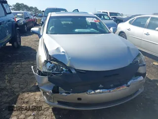 2011 Lexus ES 330 with VIN JTHBK1EG7B2450958, listed as a IAAI auction lot 41766155 with Not Provided miles and . Bid and sale history available at carsss.com. Image 6.
