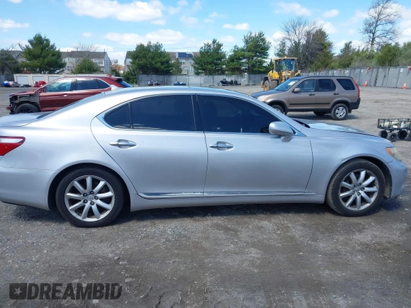 2008 Lexus LS 460 with VIN JTHBL46F485062212, listed as a IAAI auction lot 41996871 with 125,531 mi miles and . Bid and sale history available at DreamBid. Image 13.