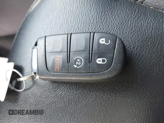 2018 Jeep Compass Latitude with VIN 3C4NJDBB5JT355582, listed as a IAAI auction lot 42351818 with 75,324 mi miles and . Bid and sale history available at DreamBid. Image 11.