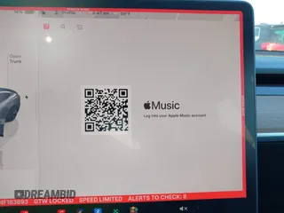 2022 Tesla Model 3 Long Range z VIN 5YJ3E1EB2NF183893, wystawiony jako IAAI lot #42130396 z przebiegiem 25 552 mil mil oraz . Historia ofert i sprzedaży dostępna na DreamBid. Obrazek 18.