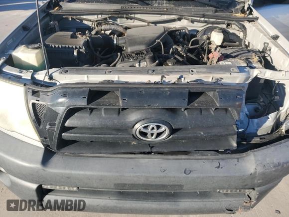 2006 Toyota Tacoma PreRunner z VIN 5TETX62NX6Z148881, wystawiony jako Copart lot #88404045 z przebiegiem 173 761 mil mil oraz Czysty tytuł • Clean title. Historia ofert i sprzedaży dostępna na DreamBid. Obrazek 11.