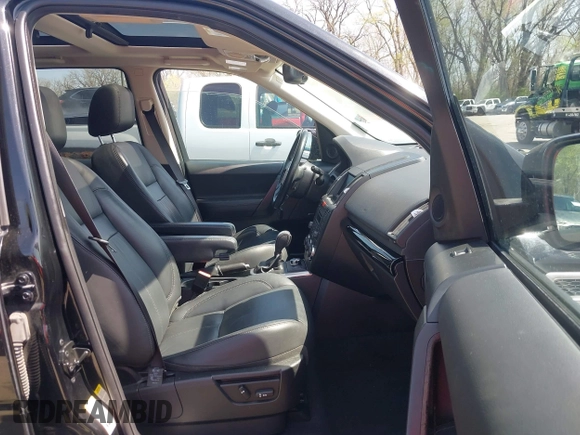2012 Land Rover LR2 HSE with VIN SALFT2BN8CH304150, listed as a IAAI auction lot 41875910 with 107,108 mi miles and . Bid and sale history available at DreamBid. Image 5.