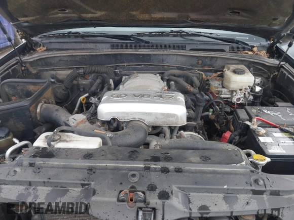 2004 Toyota 4Runner SR5 with VIN JTEBT14R048010741, listed as a IAAI auction lot 41908747 with 289,545 mi miles and . Bid and sale history available at DreamBid. Image 10.