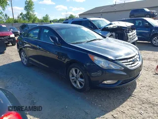 2011 Hyundai Sonata Limited z VIN 5NPEC4AC7BH018000, wystawiony jako IAAI lot #42340869 z przebiegiem 144 703 mil mil oraz . Historia ofert i sprzedaży dostępna na DreamBid. Obrazek 1.
