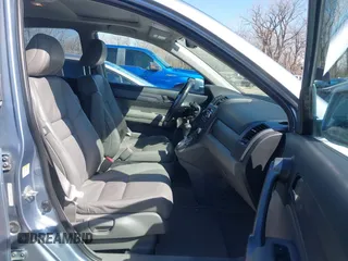 2008 Honda CR-V EX-L with VIN 5J6RE48738L038537, listed as a IAAI auction lot 41839277 with 207,305 mi miles. Bid and sale history available at carsss.com. Image 5.