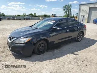 2017 Nissan Altima S z VIN 1N4AL3AP4HC278392, wystawiony jako Copart lot #55897975 z przebiegiem 176 676 mil mil oraz Czysty tytuł • Clean title. Historia ofert i sprzedaży dostępna na DreamBid. Obrazek 1.