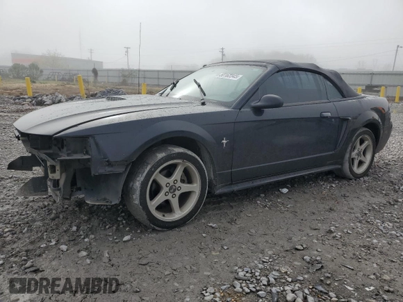 2001 Ford Mustang Deluxe with VIN 1FAFP444X1F212256, listed as a Copart auction lot 50162345 with 157,638 mi miles and Salvage Title. Bid and sale history available at carsss.com. Image 1.
