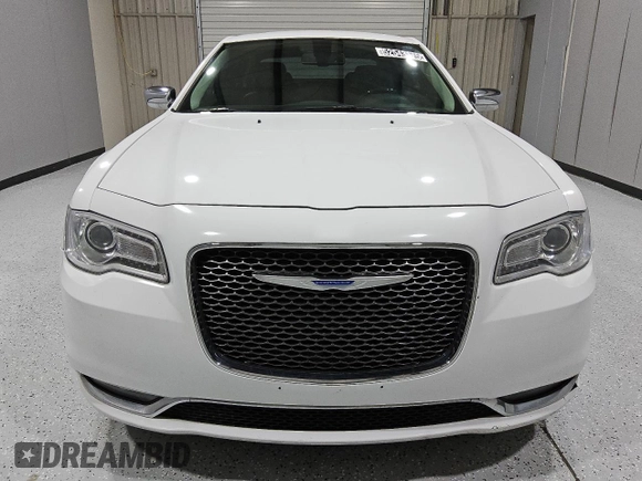 2019 Chrysler 300 Limited with VIN 2C3CCAKG7KH531087, listed as a Copart auction lot 52543175 with 143,342 mi miles and Clean Title. Bid and sale history available at carsss.com. Image 5.