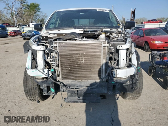 2019 Ram 1500 SLT z VIN 1C6RR6TT0KS678512, wystawiony jako Copart lot #52208685 z przebiegiem 108 986 mil mil oraz Szkoda całkowita • Salvage title. Historia ofert i sprzedaży dostępna na DreamBid. Obrazek 5.