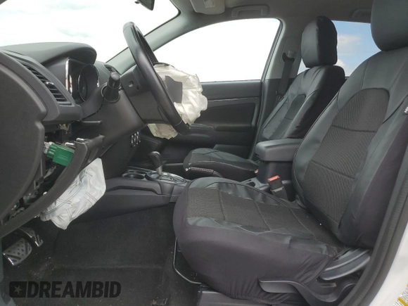 2017 Mitsubishi Outlander ES z VIN JA4AP3AU8HZ049807, wystawiony jako Copart lot #52507835 z przebiegiem 111 480 mil mil oraz Szkoda całkowita • Salvage title. Historia ofert i sprzedaży dostępna na DreamBid. Obrazek 7.