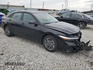 2024 Hyundai Elantra SEL z VIN KMHLM4DG0RU817597, wystawiony jako Copart lot #55959615 z przebiegiem 6 012 mil mil oraz Szkoda całkowita • Salvage title. Historia ofert i sprzedaży dostępna na DreamBid. Obrazek 4.