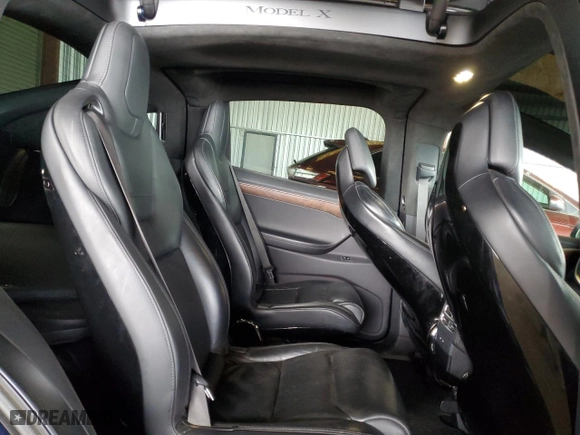 2017 Tesla Model X 90D with VIN 5YJXCBE27HF041847, listed as a Copart auction lot 49466345 with 113,596 mi miles and Salvage Title. Bid and sale history available at carsss.com. Image 10.