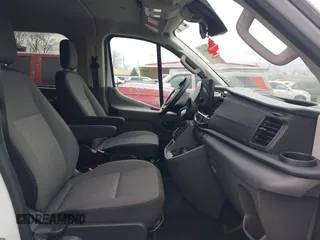 2024 Ford Transit Passenger XL with VIN 1FBAX2YG6RKA21325, listed as a IAAI auction lot 42030901 with 22,993 mi miles. Bid and sale history available at carsss.com. Image 5.