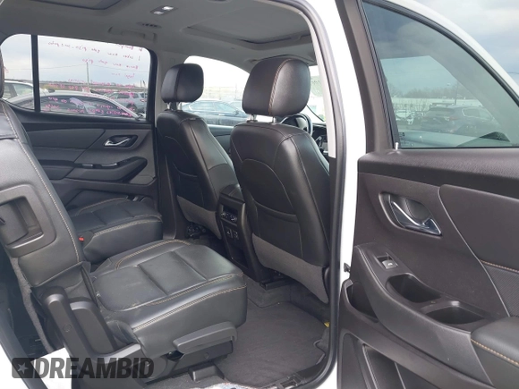 2019 Chevrolet Traverse Premier with VIN 1GNEVKKW9KJ235697, listed as a IAAI auction lot 41881063 with 78,174 mi miles. Bid and sale history available at carsss.com. Image 8.