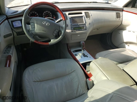 2008 Hyundai Azera Limited with VIN KMHFC46F18A310096, listed as a Copart auction lot 84622264 with 65,139 mi miles and Non Repairable. Bid and sale history available at carsss.com. Image 8.